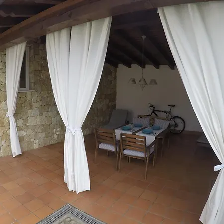 Casa *