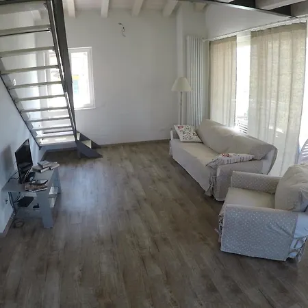 Casa *