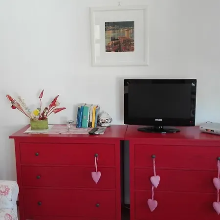 Casa アパート マルチェージネ